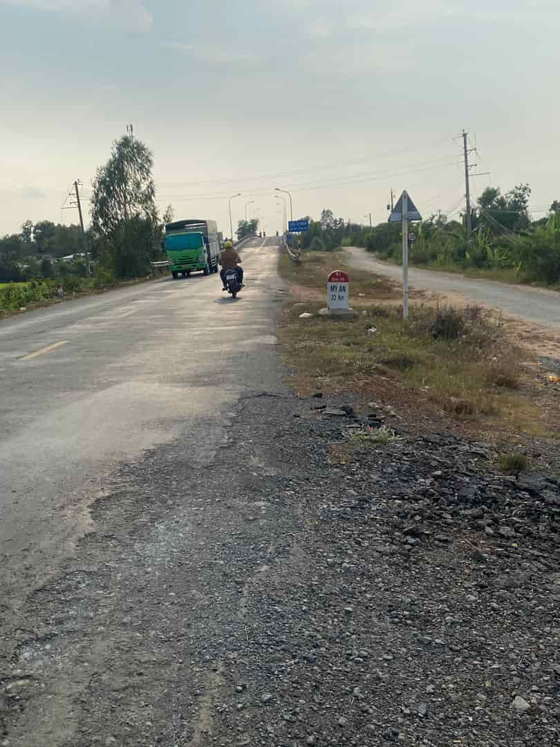 Cần bán lô đất 50m mặt tiền tại quốc lộ n2 thuộc xã Tân Bình, Tân Thạnh, Long An