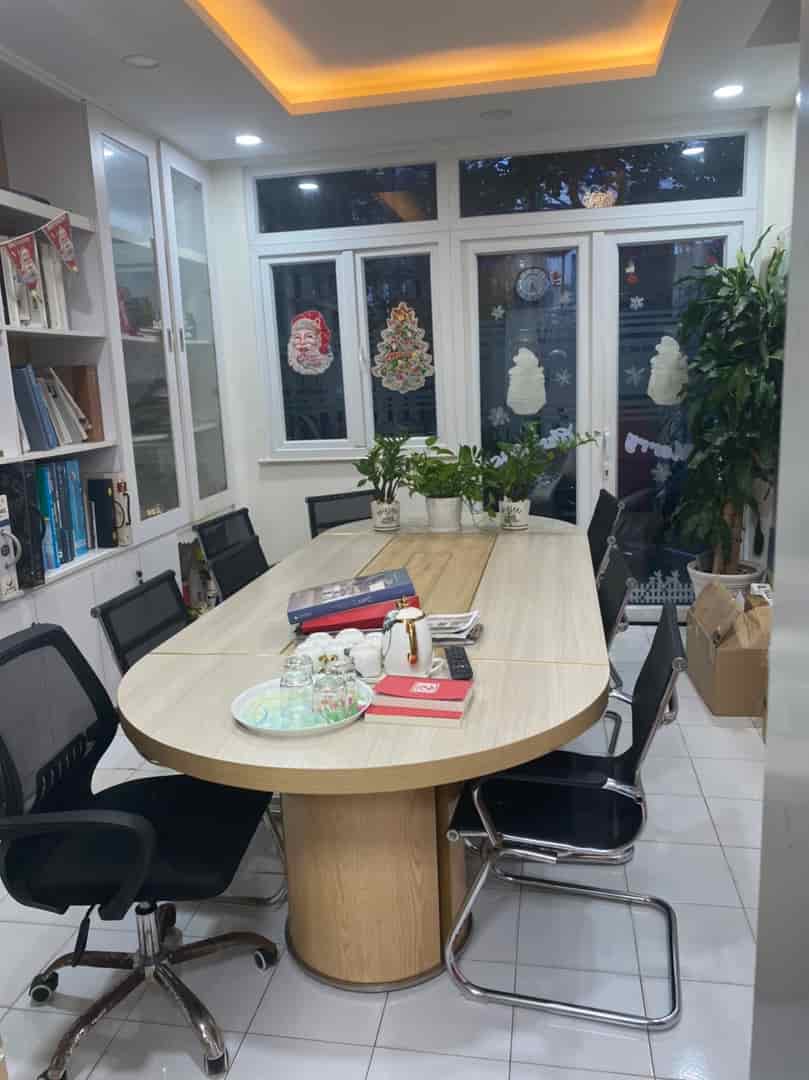 Cho thuê mặt bằng kinh doanh, làm văn phòng tại đường Nguyễn Tuân