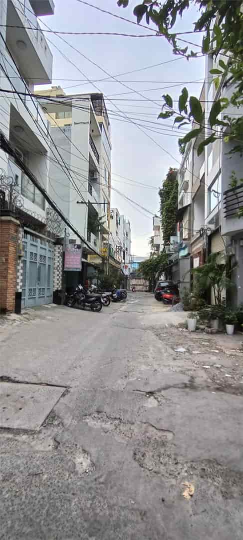 33x, Phan Văn Trị phường 11 quận Bình Thạnh 200m sử dựng, hẻm hai xe hơi