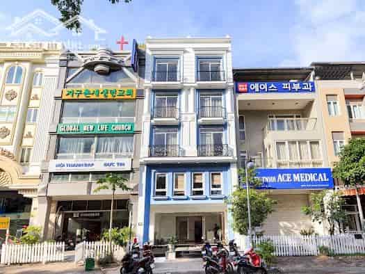 Bán căn hộ dịch vụ gồm 9 phòng dòng tiền 60tr/tháng vị trí đẹp tại Phú Mỹ Hưng, 35 Cao Triều Phát