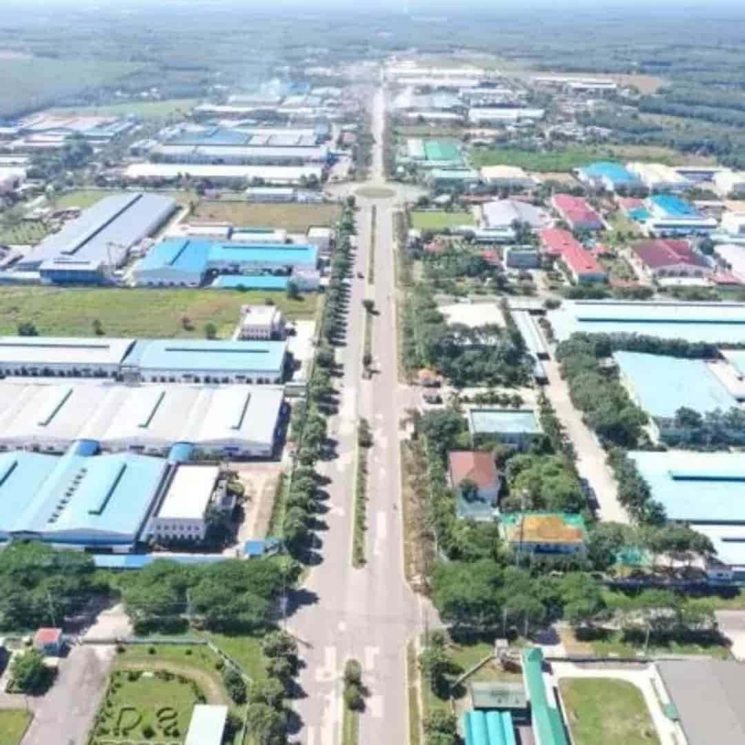 Chính chủ tôi bán 245m2 đất thổ cư ngay tt thị xã Bình Long cạnh chợ ủy ban giá 165 triệu
