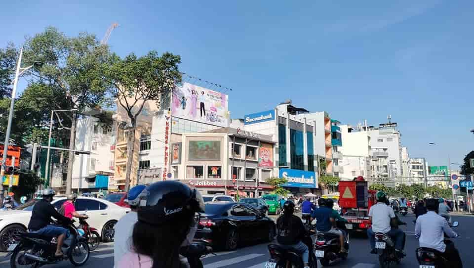 Bán nhà 2 mặt tiền Nguyễn Văn Cừ, Quận 5, 3 tầng, ngang 10.9x14m, 139m2, nhĩnh 20 tỷ.