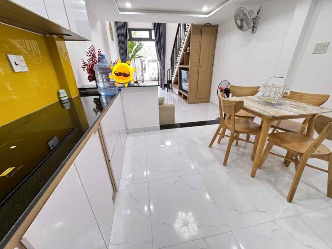 Trung tâm quận Hải Châu, kiệt ô tô tránh, 68m2, nhà đẹp, chỉ 3 tỷ 5