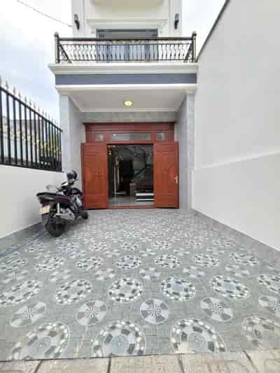 Nhà 2 MT, DTSD 230m2, full nội thất, giá siêu rẻ, Đ.Phan Đình Giót, Thuận An