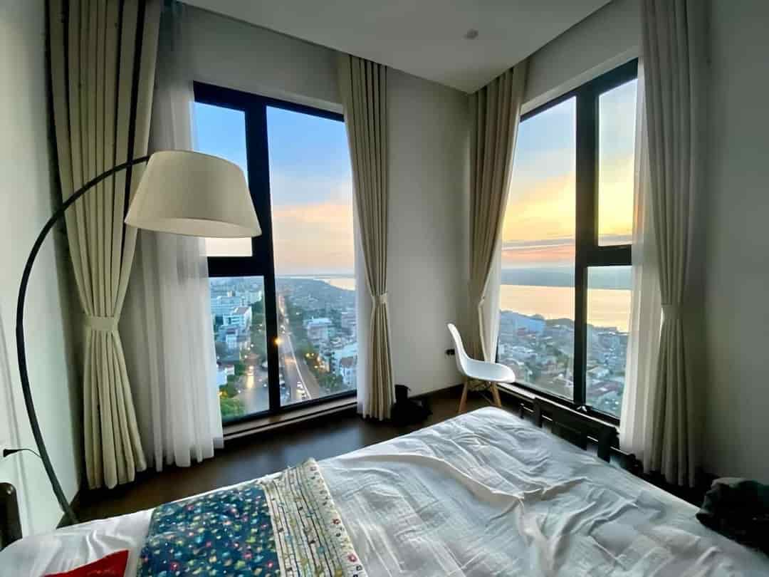 Bán căn góc cc SunGrand Ancora Lương Yên, 120m2, 11.7 tỷ, view sông