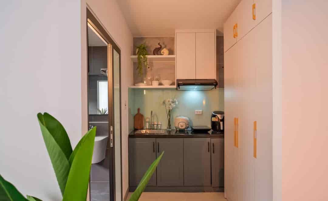 Bán nhà Thợ Nhuộm, 40m2, 6 tầng, mặt tiền 8m, giá 14.2 tỷ, thang máy, mới đẹp, kinh doanh homestay