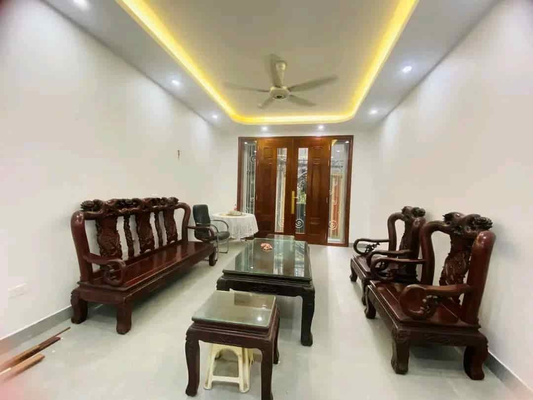 Bán nhà mặt phố Thanh Nhàn, 110m2, 8 tầng thang máy, 41.8 tỷ, vỉa hè rộng, ô tô tránh, kinh doanh