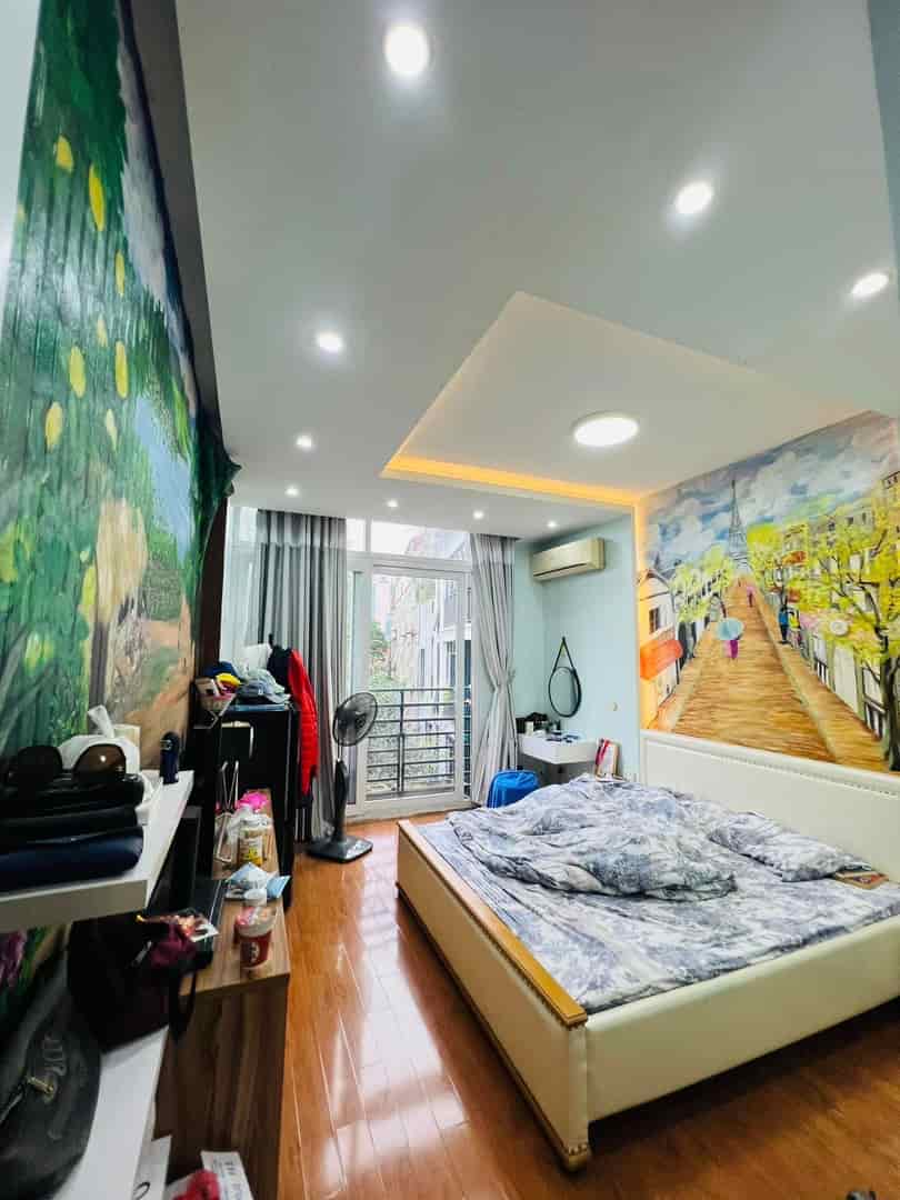 Bán nhà mặt phố Hương Viên, 73m2, 4 tầng, nhỉnh 18 tỉ, ô tô tránh, kinh doanh đỉnh, view hồ