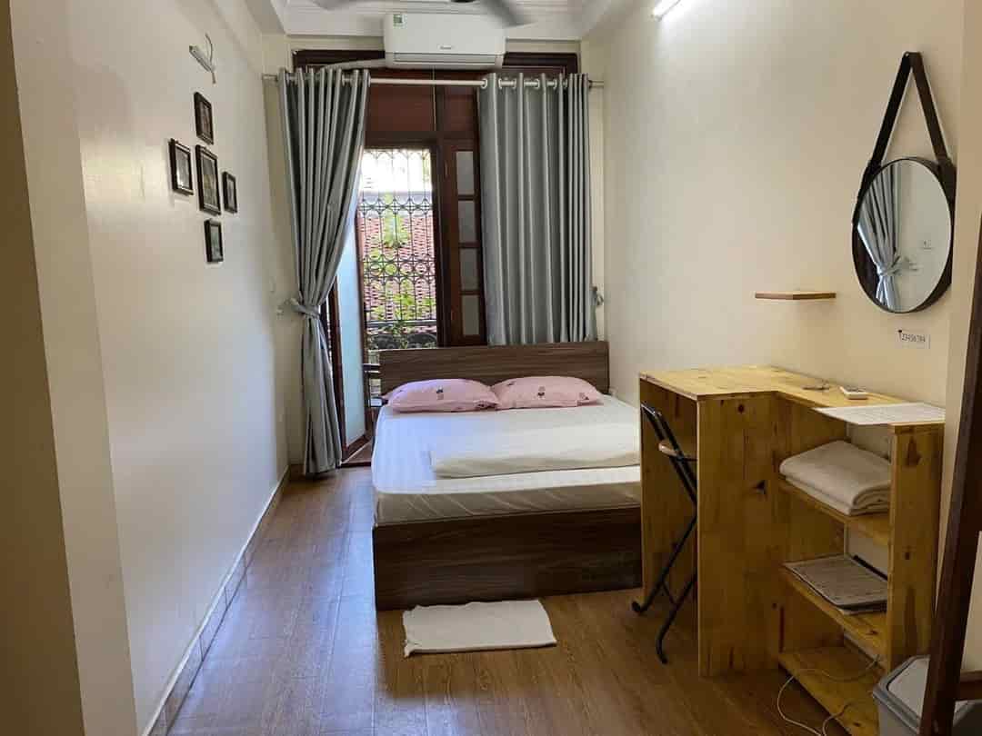 Bán nhà phố Lý Quốc Sư, 25m2, 4 tầng, 8.5 tỷ, mới đẹp, kinh doanh homestay