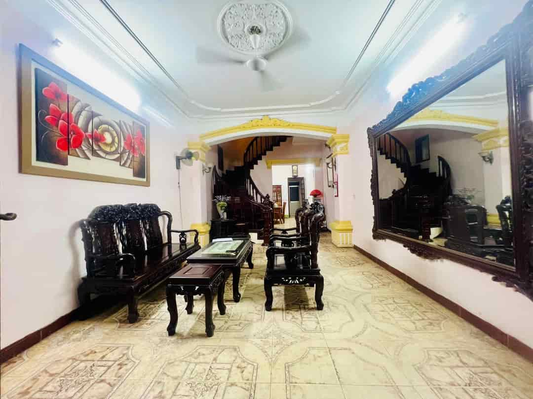 Bán nhà Hàng Điếu, 82m2, 3 tầng, mặt tiền 3.3m, 15.6 tỉ, phù hợp kinh doanh homestay, appartment