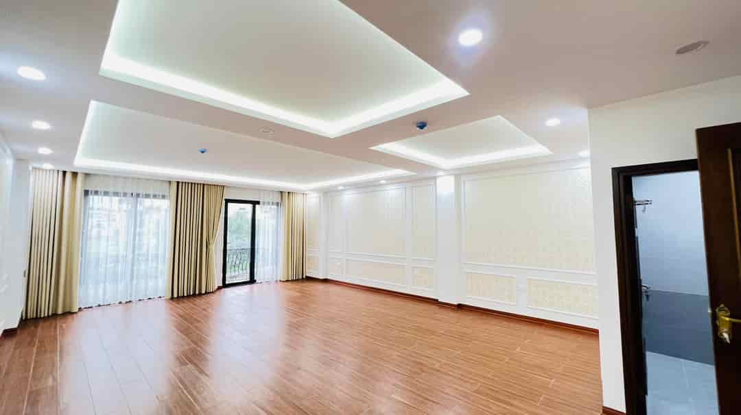 KD đỉnh, bán tòa văn phòng mặt phố Tô Hiến Thành 260m2, 8 tầng thang máy, mặt tiền 8.4m, 169 tỷ