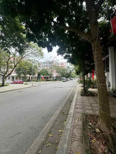 Biệt thự 2 mặt tiền tại khu đô thị Gia Lâm, Hà Nội