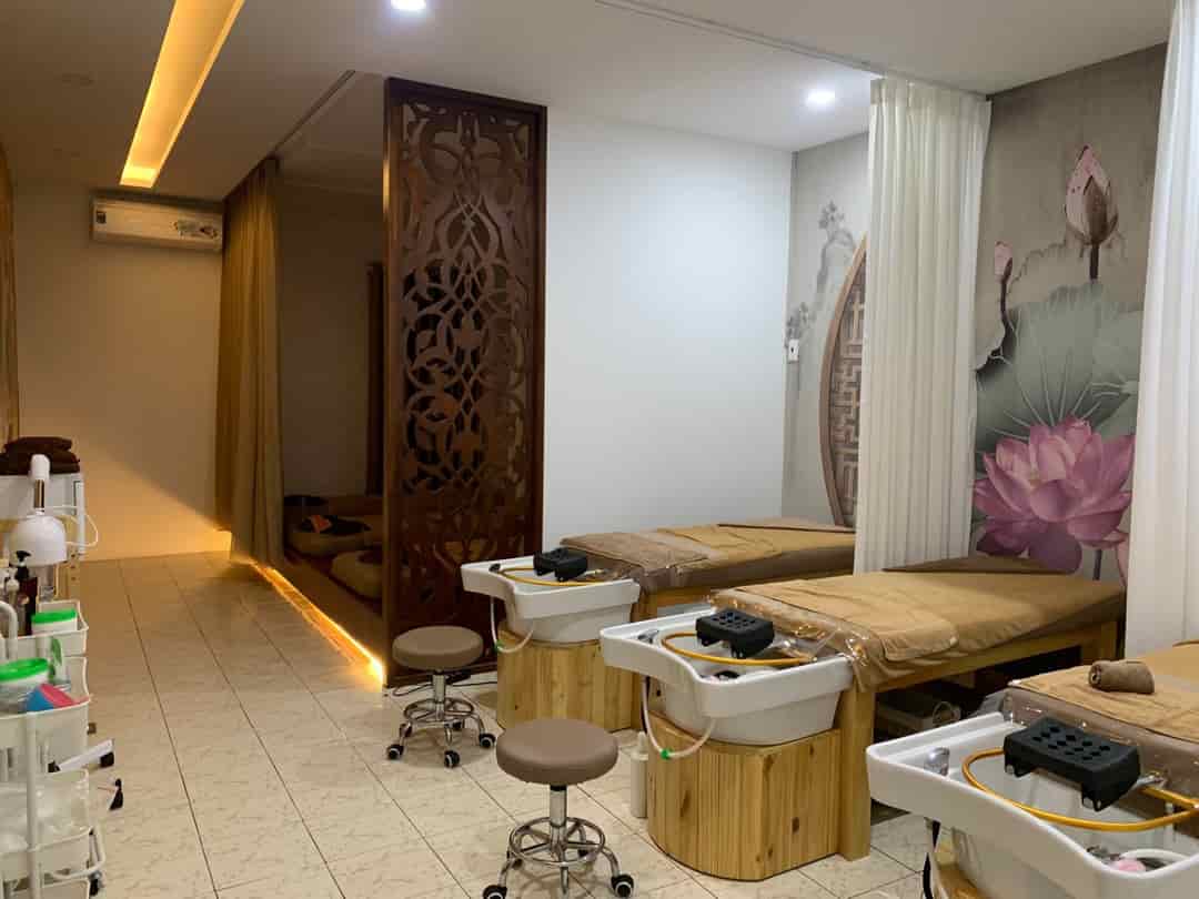 Quận 11, spa đẹp, sang lắm nhượng lại lỗ chỉ 159 tr, đầu tư gần 500tr