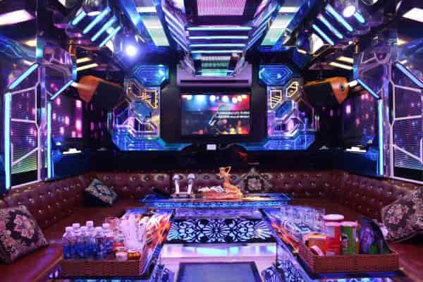 Quận 9 – TP Thủ Đức ! Chính Chủ Sang Nhượng Lại Karaoke Giấy Phép Kinh Doanh Đầy Đủ, Tel :