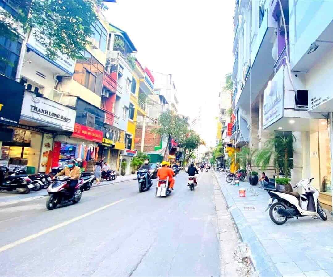 Bán nhà mặt phố Nguyễn Trường Tộ Ba Đình 5 tầng mt 5m hè rộng kinh doanh đỉnh nhỉnh 10 tỷ