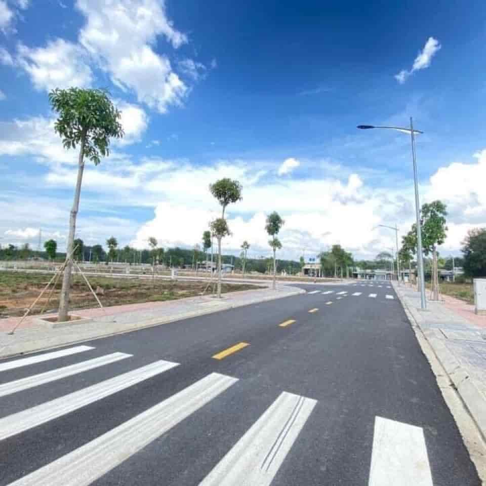 Chính thức mở bán 30 nền đường Phạm Đức Sơn phường 6, quận 8 sổ riêng gần chợ Phú Định, 80m2, 2 tỷ 2 sổ riêng