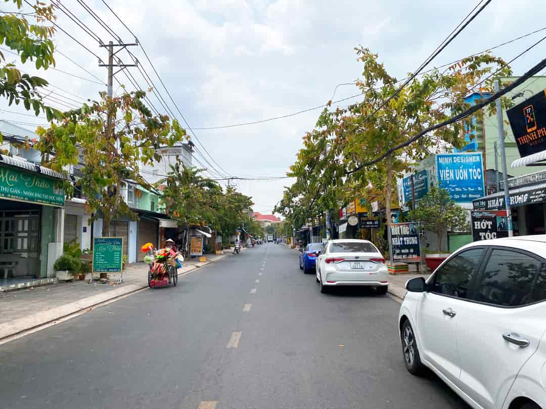 Bán nhà đất góc hẻm 317,5m2 đường Đống Đa, P.Vĩnh Lạc, TP.Rạch Giá, Kiên Giang.