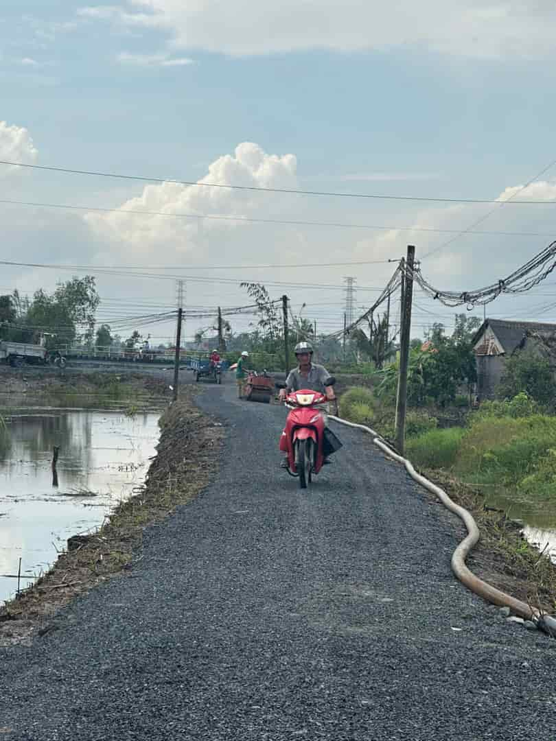 Cần bán  lô đất thổ vườn đẹp đường  đá xanh 6m ấp 5 Bình Đức, Bến Lức Long An