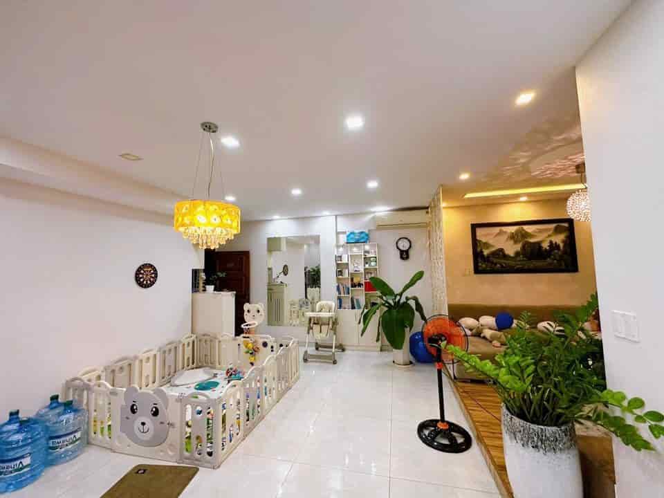 Bán CHCC Summer Square, quận 6, dt: 63m2, 2pn, 2wc sổ hồng sẵn, nhà đẹp giá 1.31 tỷ