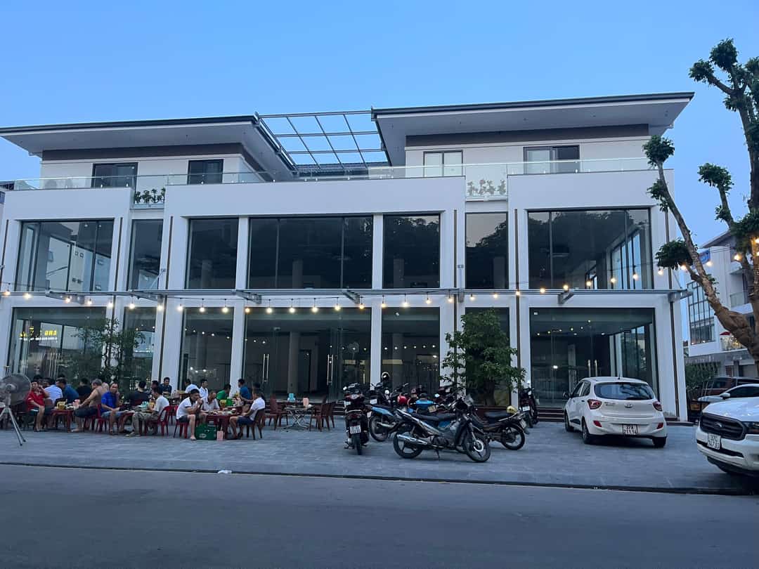 Bán đất trống 160m2 mặt đường kinh doanh Hecman sát đèn đỏ Nguyễn Sỹ Sách