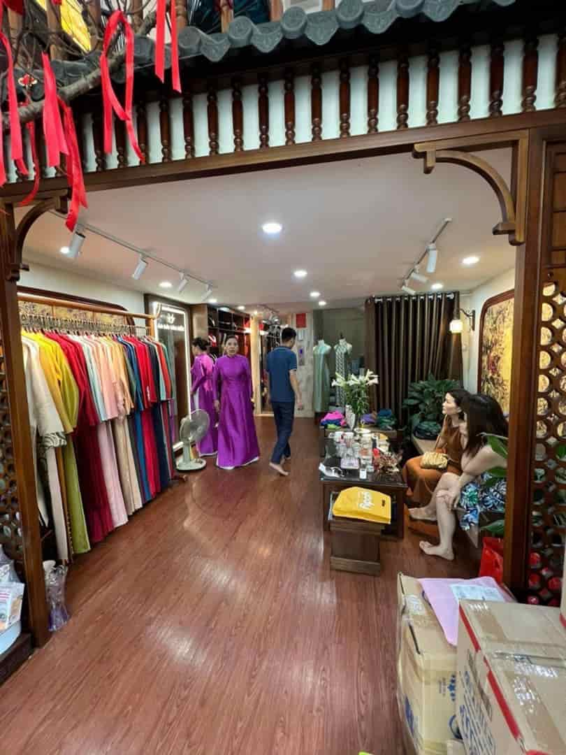 ⚜️ Mặt Phố Nguyễn Đình Chiểu, 42M2 7T Thang Máy, MT 4.1M, View CV Thống Nhất, Chỉ 33.5 Tỷ ⚜️