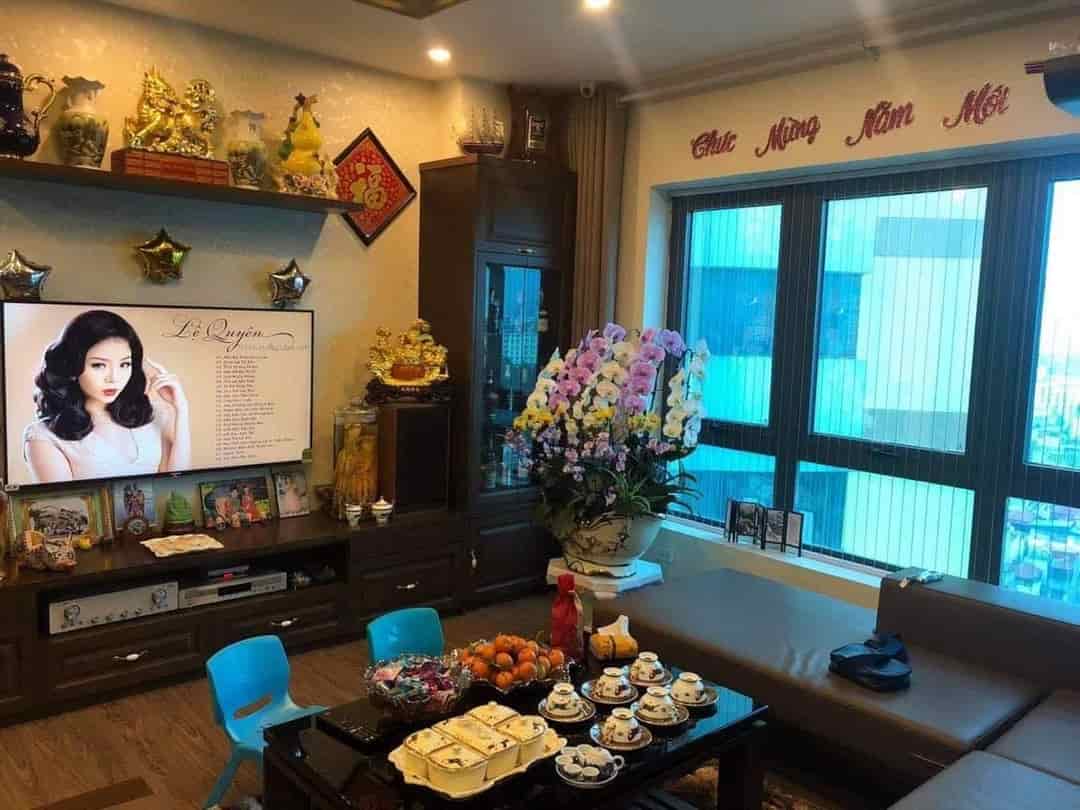 Chung cư Kim Khí Thăng Long, số 1 Lương Yên, 123m2, 3pn, 2wc, chỉ 5.6 tỷ