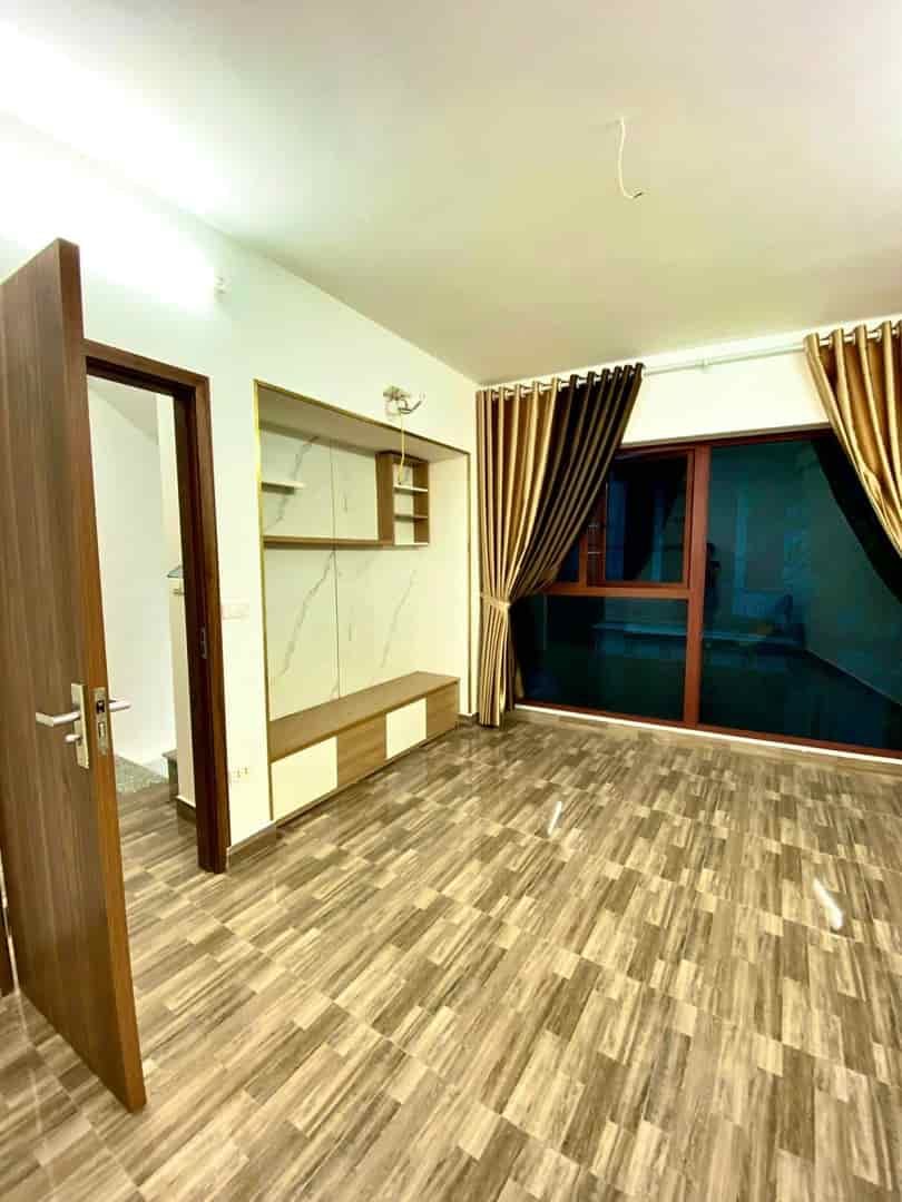 Mặt ngõ ô tô tránh Kim Giang, Thanh Liệt, 30m2, 5T thang máy, mt 6m, chỉ 6.5  tỷ