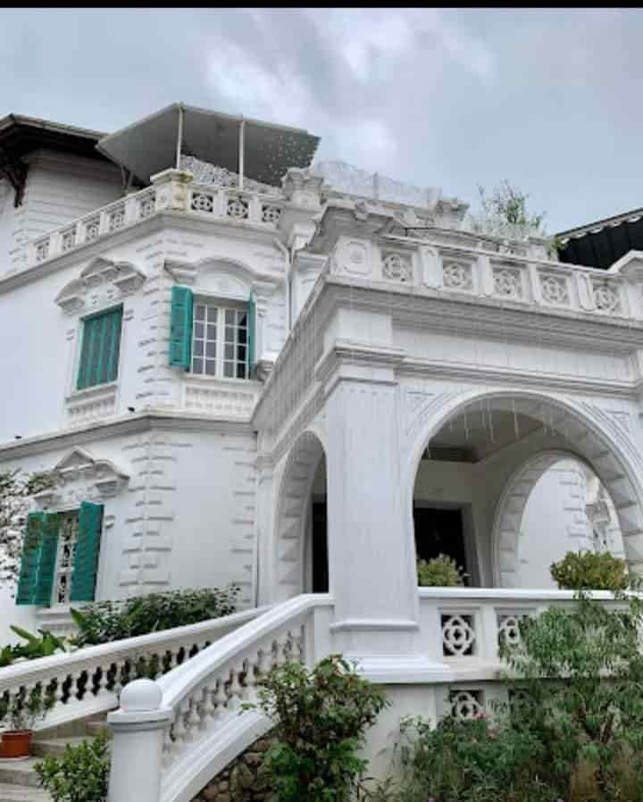 Bán siêu biệt thự lâu đài Ngọc Thụy, Long Biên, 2330m2 4T, mt 20m, chỉ 130 tỷ