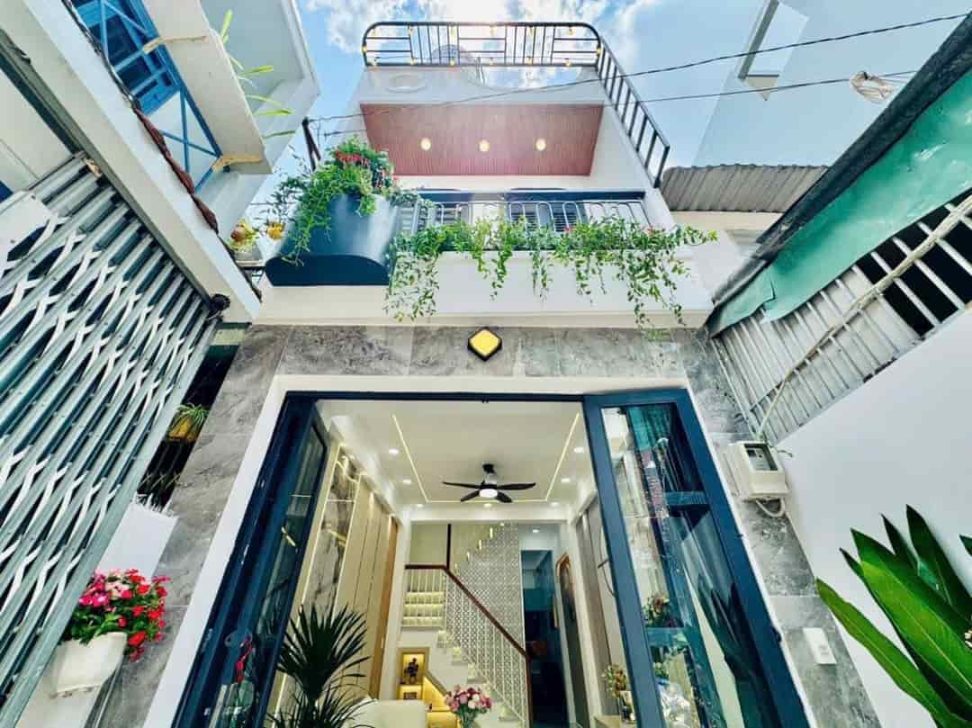 Chào bán mini house ngay trung tâm P11 tuyệt đẹp, sát MT Nguyễn Văn Khối