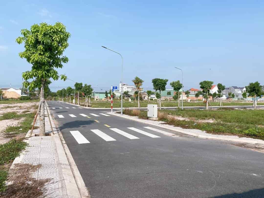 Lô đất nền khu dân cư Hòa Thạnh đường Lũy Bán Bích, Vườn Lài Quận Tân Phú, diện tích 80m, giá 1 tỷ950