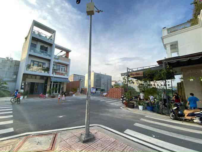 Lô đất nằm ở lõi trung tâm khu dân cư Hà Huy Giáp đường Thạnh Xuân 43 quận 12, diện tích 85m2, giá 1 tỷ 950tr