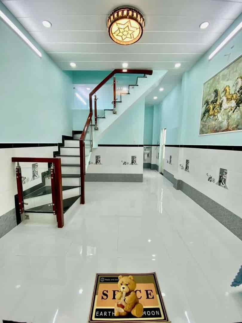 Bán nhà Hậu Giang,P.12,Q.6,41m2,3pn,2wc,q tỷ 650tr,shr