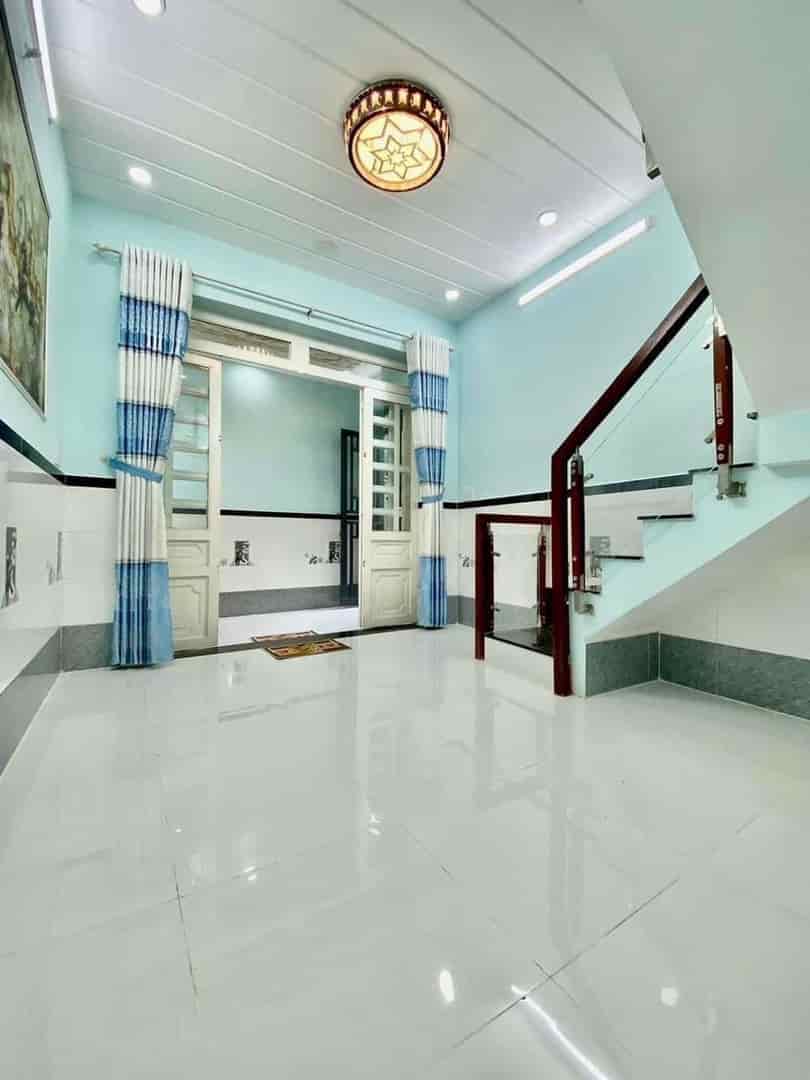 Bán nhà Hậu Giang,p.12,Q.6,41m2,3pn,2wc,q tỷ 650tr,shr