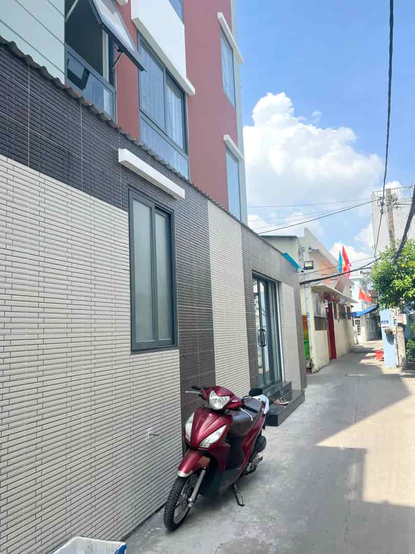 Nhà góc 2 tầng sát đường Nguyễn Duy P9 Q8, giá 4.3 tỷ