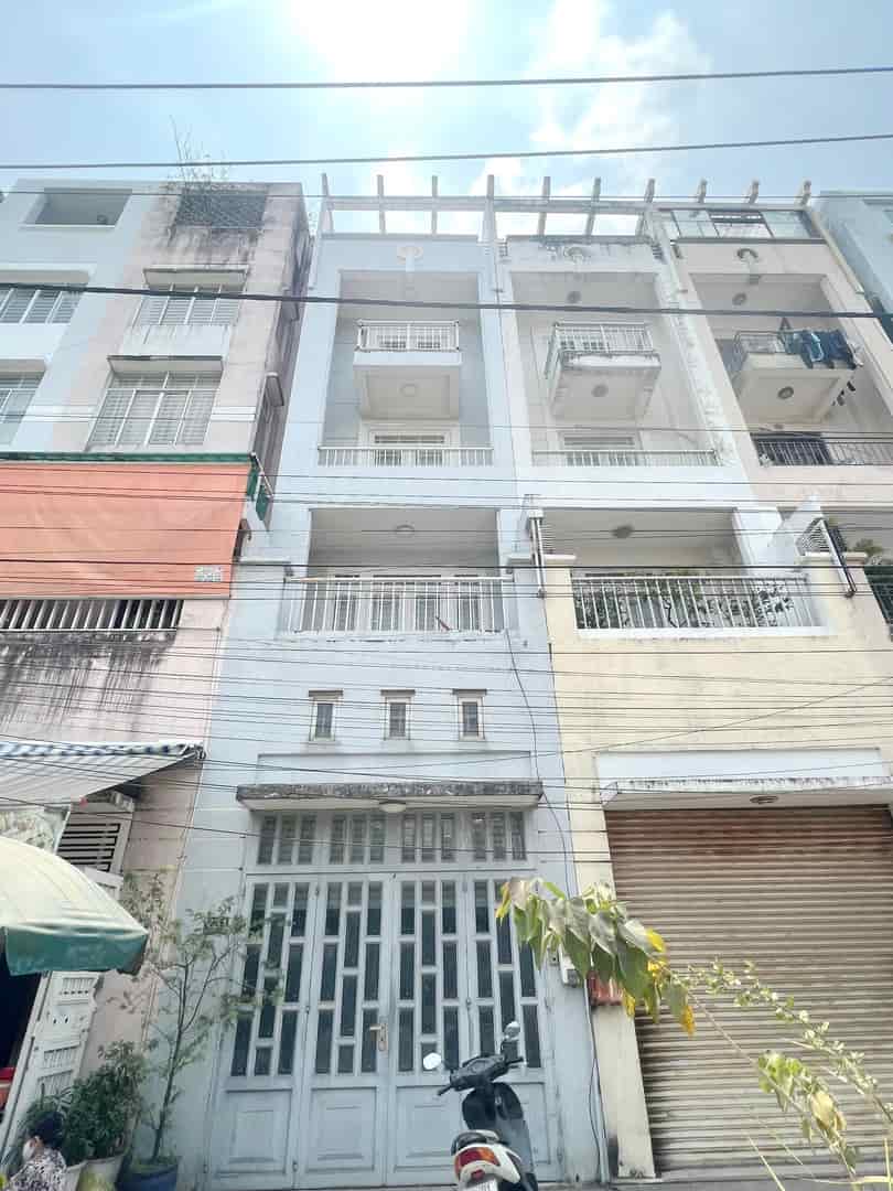 Nhà 6 tầng mặt tiền chính Tạ Quang Bửu 4x21m P4, Q8, giá 18 tỷ