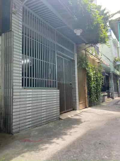 Nhà 3.3x17m, lầu, 3PN gần mặt tiền Hưng Phú P10, Q8