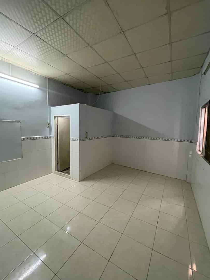 Nhà 4x10.5m, 5PN toilet riêng hẻm 78 Cao Lỗ P4, Q8