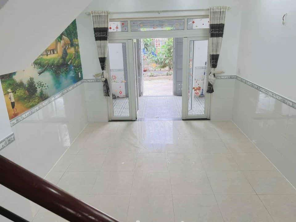 Bán căn nhà đẹp đ.Nguyễn Thông, p9, Q3 giá 1 tỷ 490, 53m2,1 trệt 1 lầu, SHR