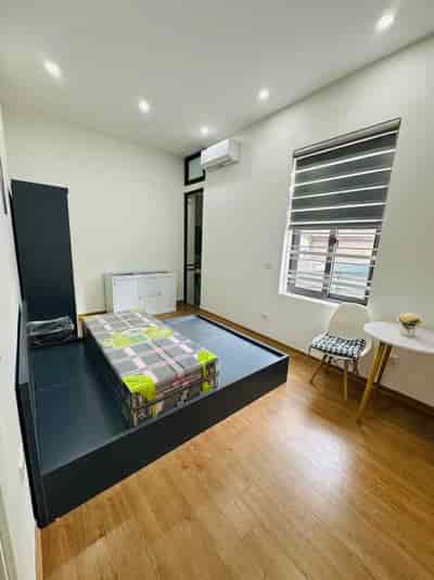 Cho thuê căn hộ dịch vụ khép kín mới xây full nội thất tại Ngõ 154 Ngọc Lâm, Long Biên