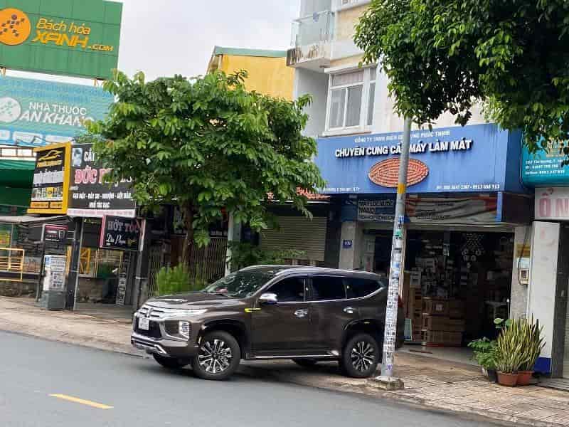 Nhà 2 mặt tiền kinh doanh đa ngành nghề trung tâm quận Tân Phú