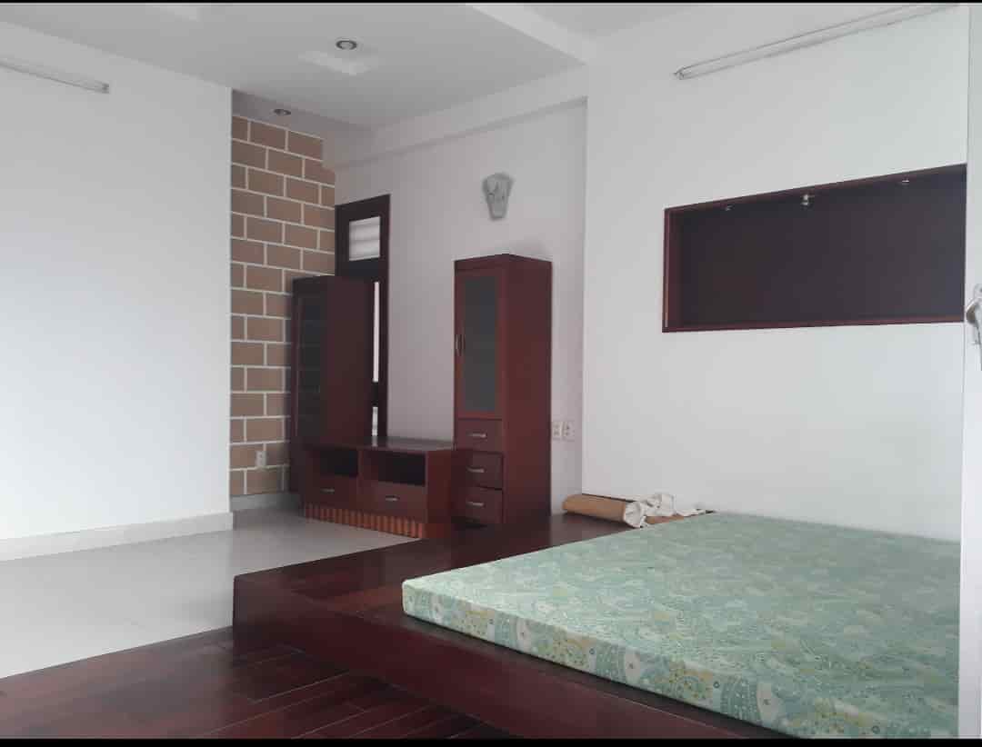 Cho thuê căn hộ 70m, full nội thất đường Hồ Biểu Chánh, phường 11, quận Phú Nhuận