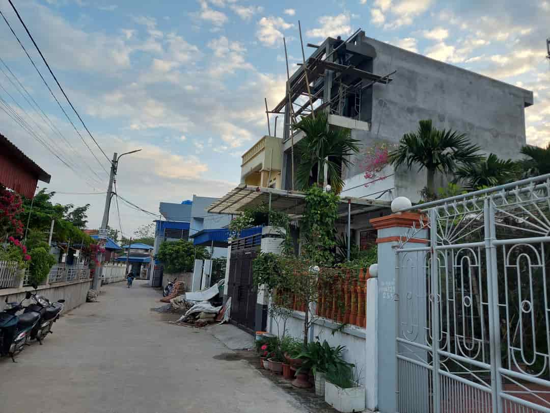 Chính chủ bán nhà giá rẻ tại phường Nam Sơn, Hưng Yên