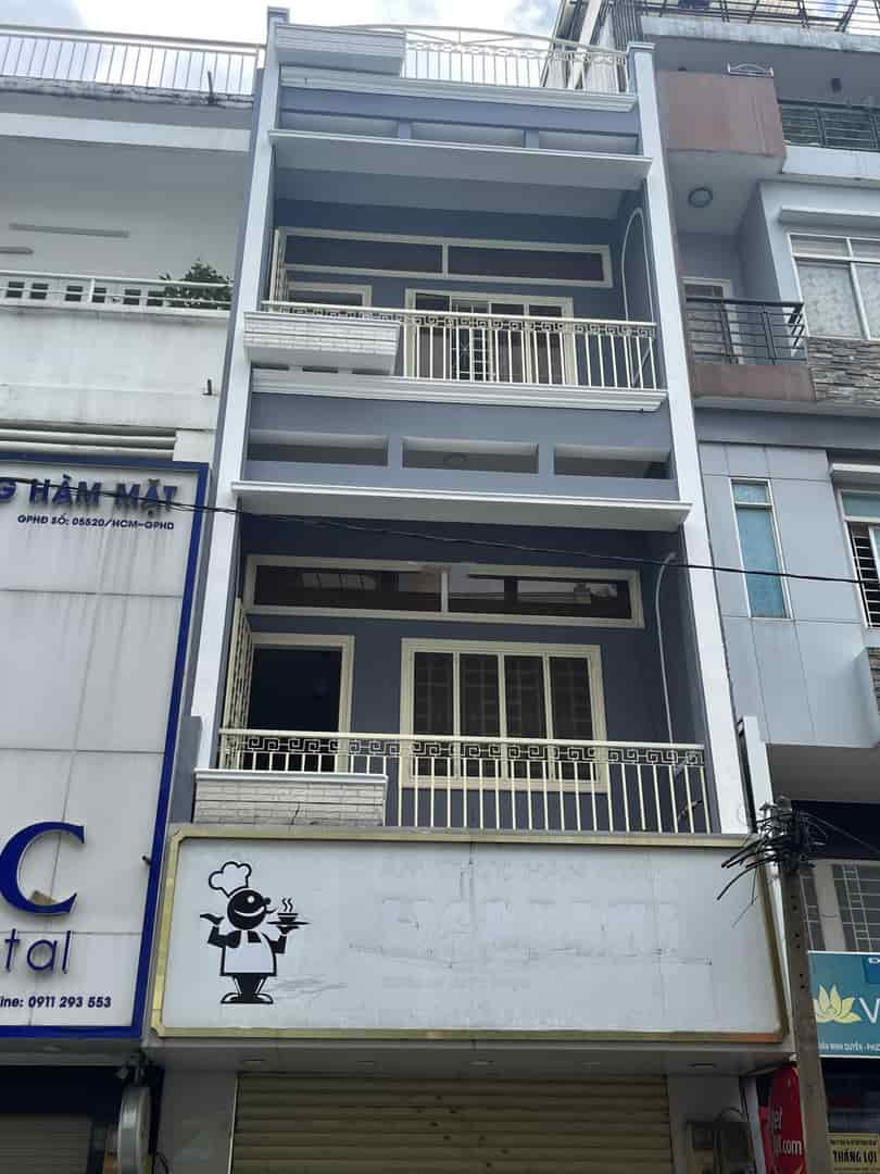 Cho thuê nhà mặt tiền số 7 Trần Minh Quyền, gần rạp hát Hòa Bình