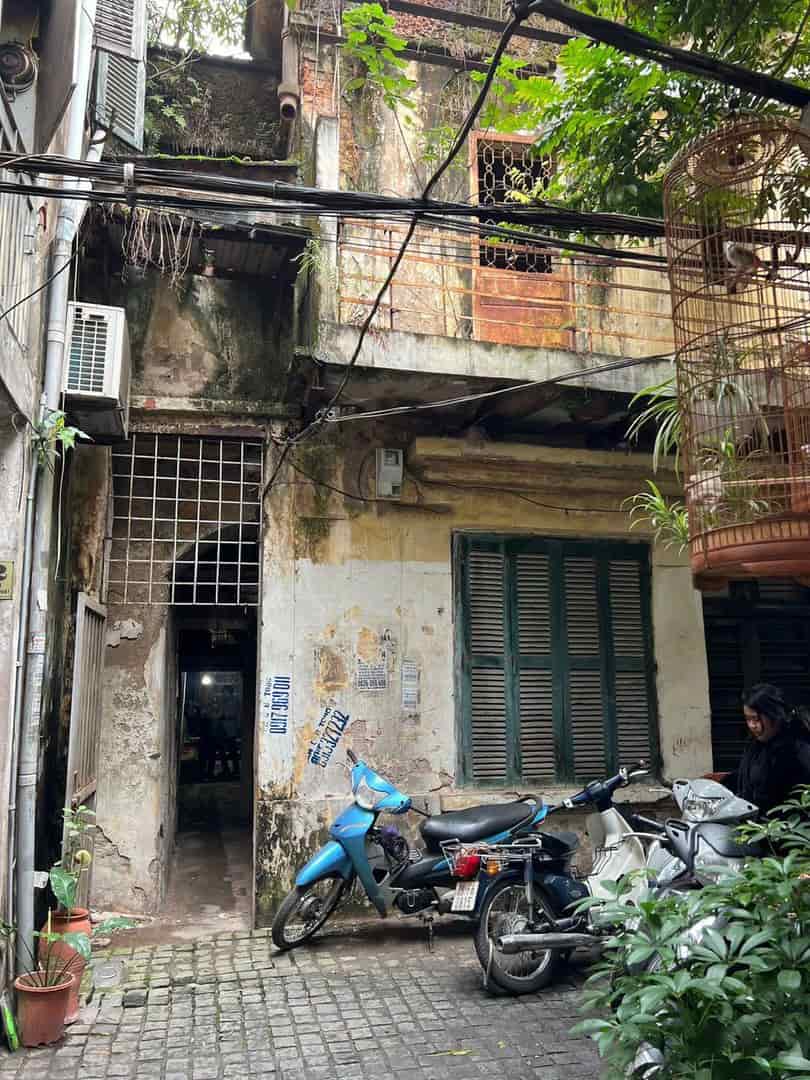 Bán nhà 2 tầng phố cổ Trần Nhật Duật, Hoàn Kiếm, Hà Nội