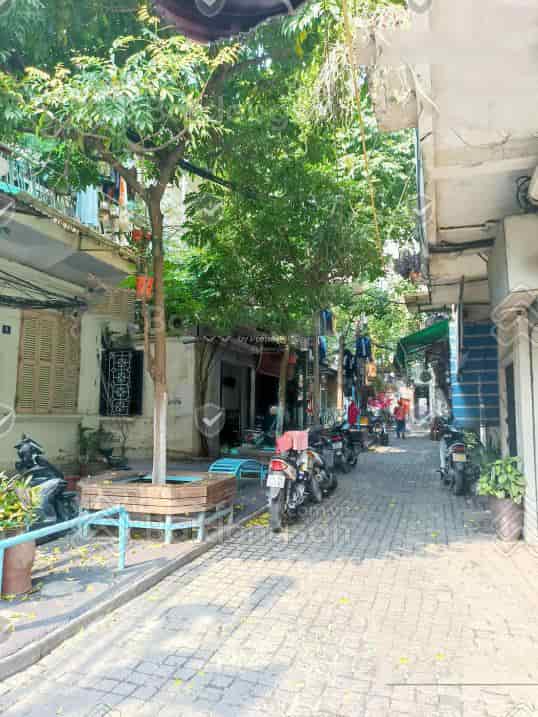 Bán nhà 2 tầng phố cổ Trần Nhật Duật, Hoàn Kiếm, Hà Nội