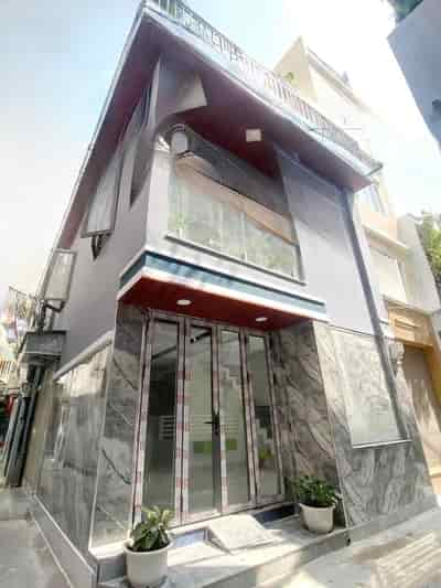 Nhà Căn góc mới 3 tầng hẻm trước nhà 5m đường Nguyễn Trãi P.2, Q.5