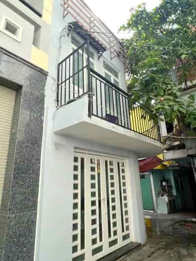 Căn góc mới 2 tầng hẻm thông đường Nguyễn Trãi P3, Q5