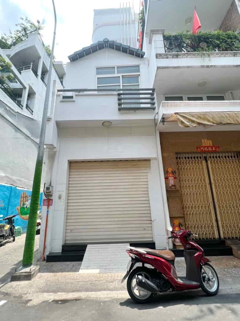 Nhà góc 5 tầng mặt tiền đường Phú Định P11, Q5