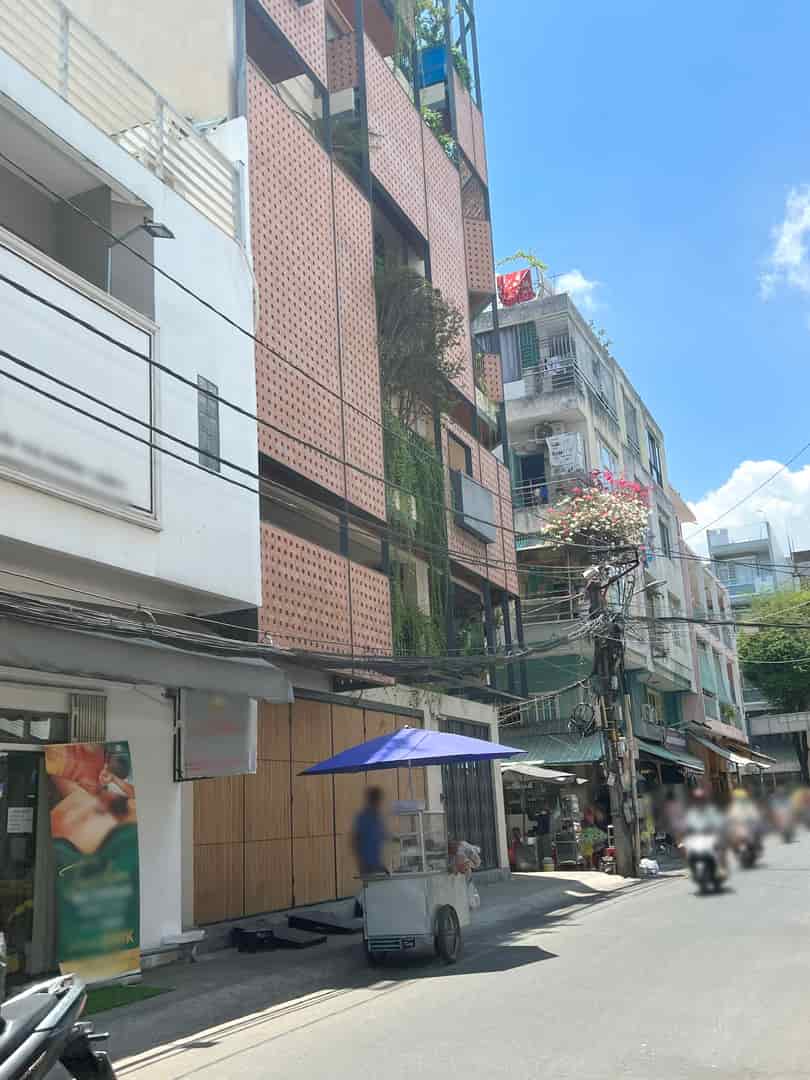 Nhà 2 tầng mặt tiền đường nhánh Trần Phú, P7, Q5