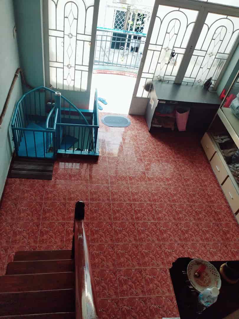 Nhà Bùi Văn Ba, 4x15m, 3 tầng, p. Tân Thuận Đông, giá 3.x tỷ